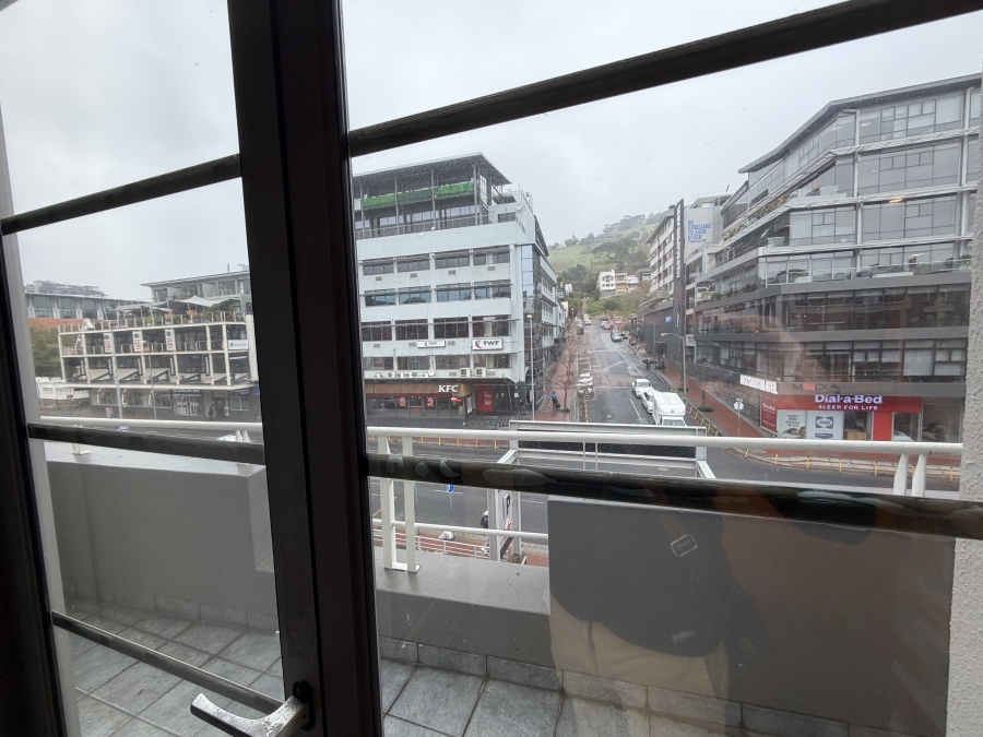 To Let Commercial Property for Rent in Green Point Western Cape
